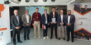 Gruppenbild Siegerehrung Deutsche Meisterschaft 2025 in der Disziplin "Digital Construction"