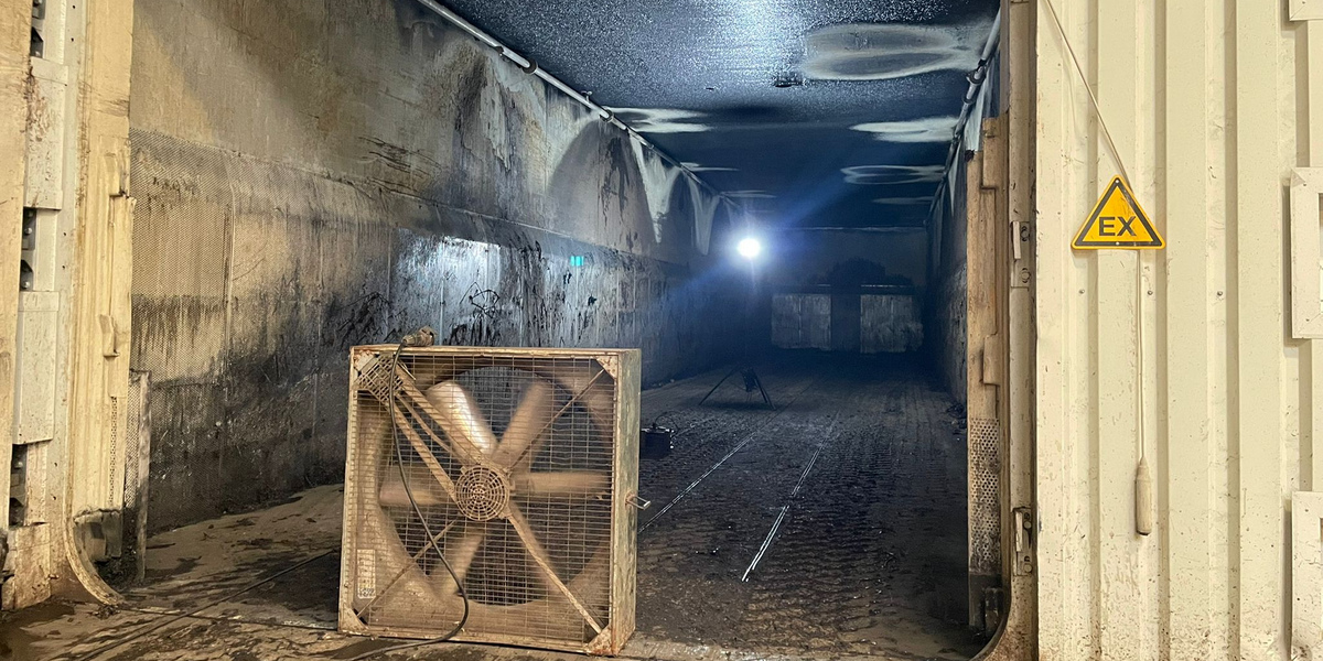 Blick in einen der Boxenfermenter